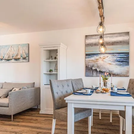 2 Bedroom Lovely In *