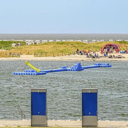 Apartment 2 Bedroom Lovely In Büsum